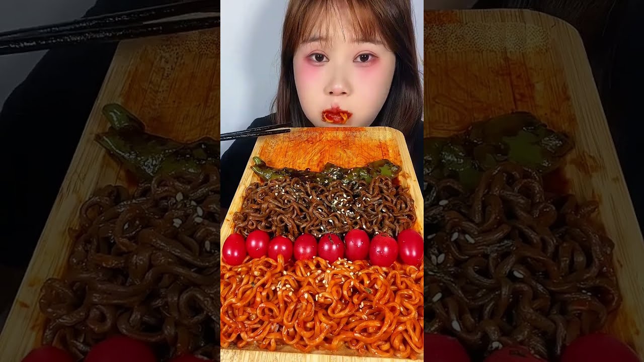  Asmr Mukbang Eating Noodles Two Flavors Spiccy Yummy