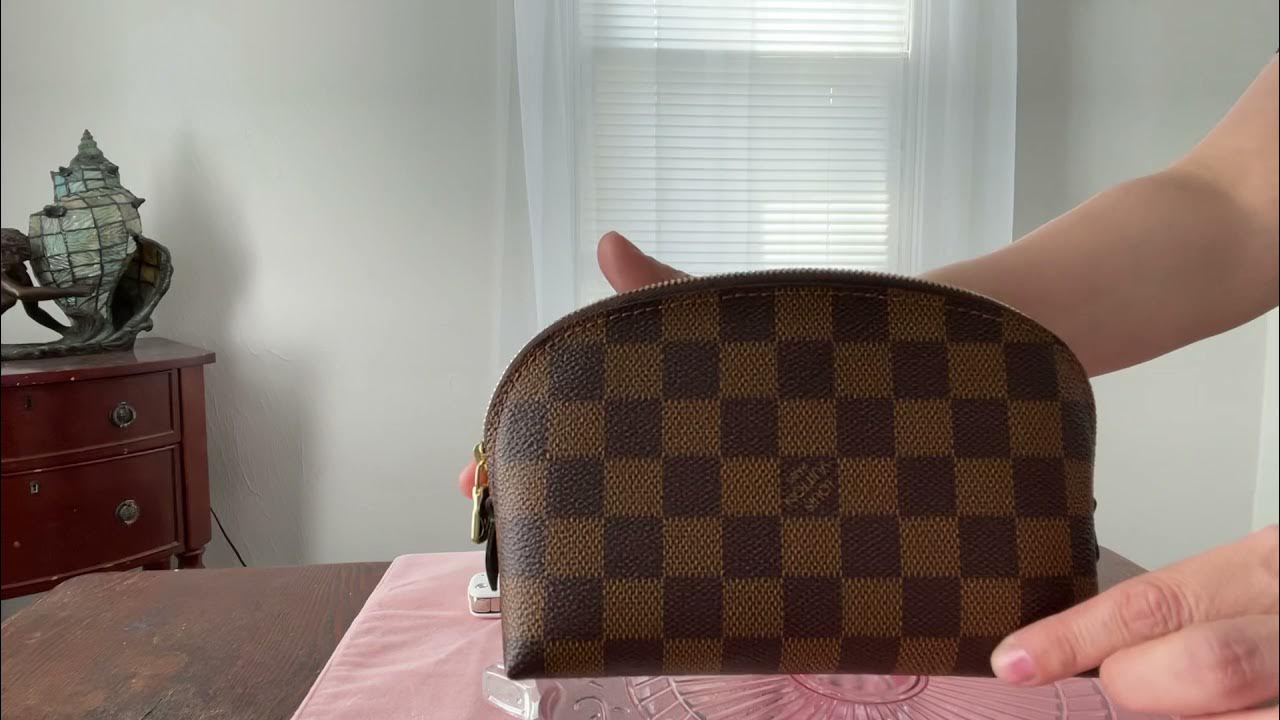 Louis Vuitton Cosmetic Pouch Damier Ebene/ what fits inside. 