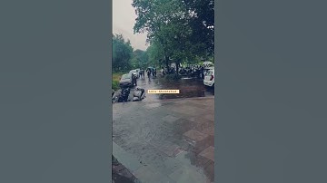 lunch time ho gya lekin ye barish... #ldce #trending #ahemdabad #gtu #viral #collegelife #barish