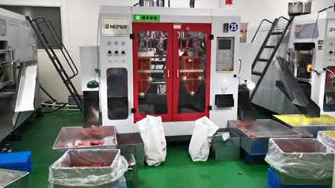 Kang Jia The process of manufacturing reagent bottle by blow molding process