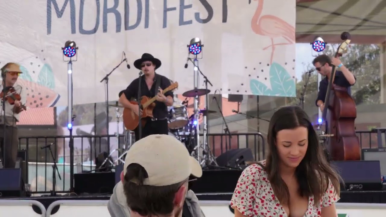 Watch LIVE Americana "Catfish Blues" - Julian James and the Moonshine State at Mordi Festival on YouTube Watch LIVE Americana "Catfish Blues" - Julian James and the Moonshine State at Mordi Festival on YouTube