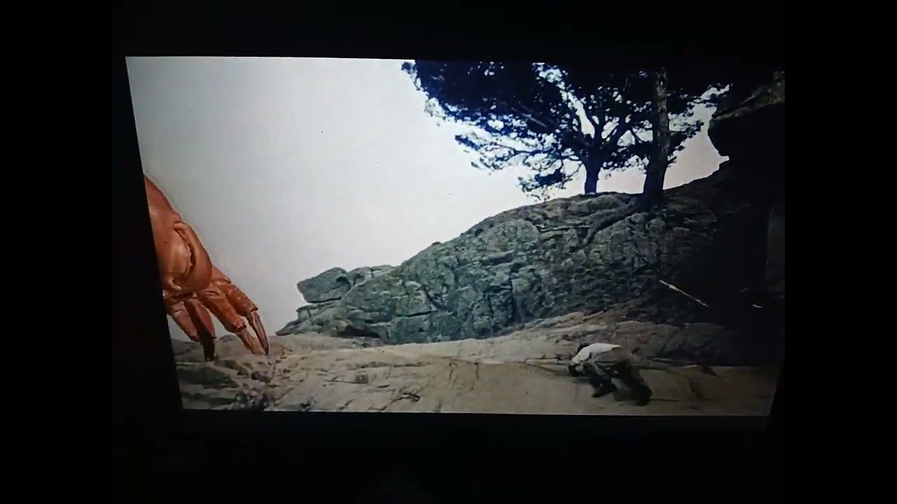 Hudson Beach¹ known for it's seafood, these restaurants take pride in constant fresh caught.