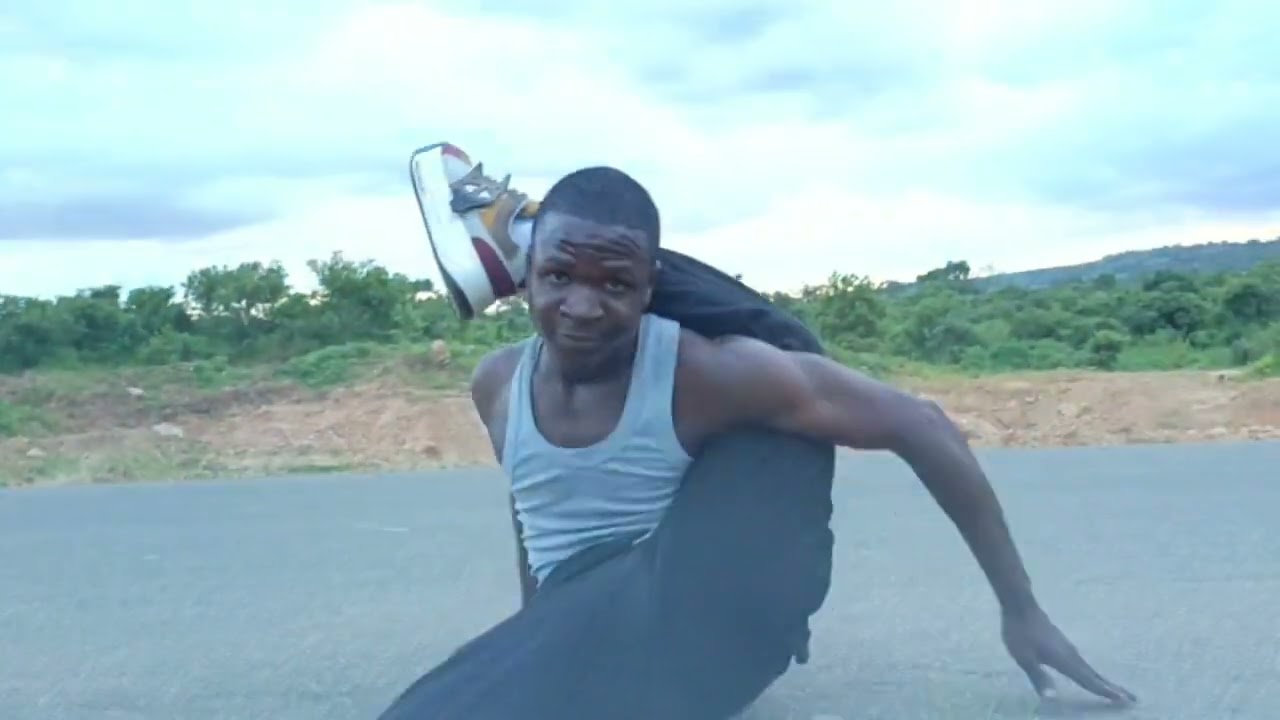 AlifatiQ-Ibebe Dance Video 1