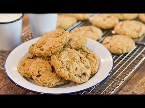 Brown Butter Oatmeal Cookies | March Cookie of the Month