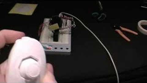 arduino robot servo wii nunchuk