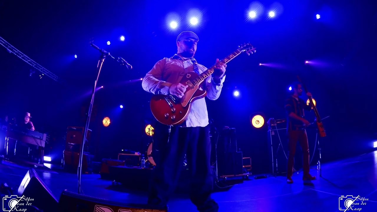 Reggie King Sears- “Luv Gangsta” Live in The Netherlands