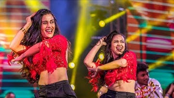 Sonal & Nicole - Aank maare stage performance Team Naach