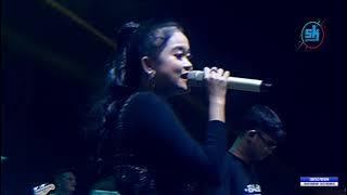 DIAH SARTIKA & SAWITRI AMANDA - ACUH TAK ACUH (COVER LIVE GROUP)