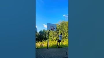 LOOP 😳😳 #loop #shorts #youtubeshorts #sports #basketball