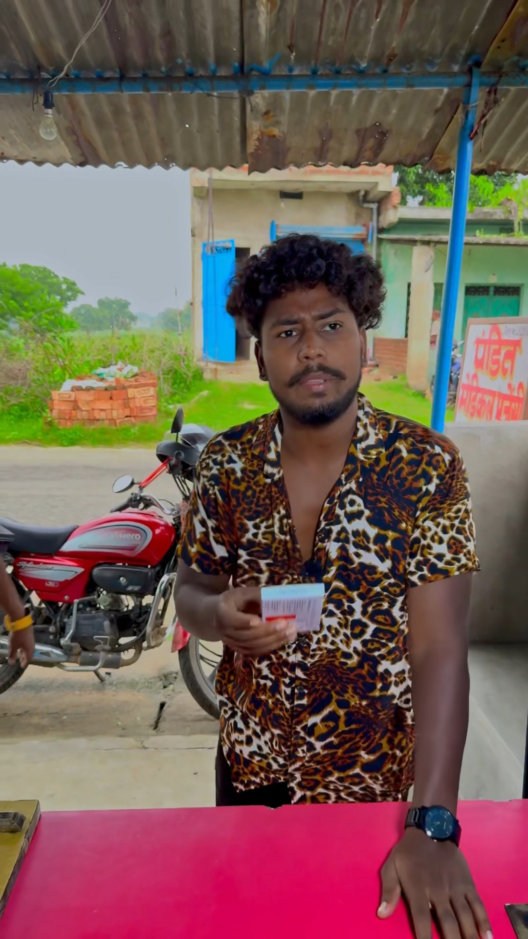 खर्चा करा दिया ?? #comedy #realfools #vikramcomedyvideo #vikramfunnyvideo