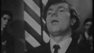 Video voorbeeld van "THEM - Baby Please Don't Go (1965)"