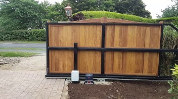 Cantilever Timber & Steel Sliding Gate