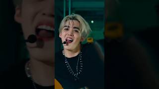 SEVENTEEN (세븐틴) - THUNDER @The Kelly Clarkson Show
