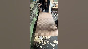 ウォールナットの市松模様　100mm〼 MORI KOUGEI　#ツキ板　#木工 #wood #interiordesign