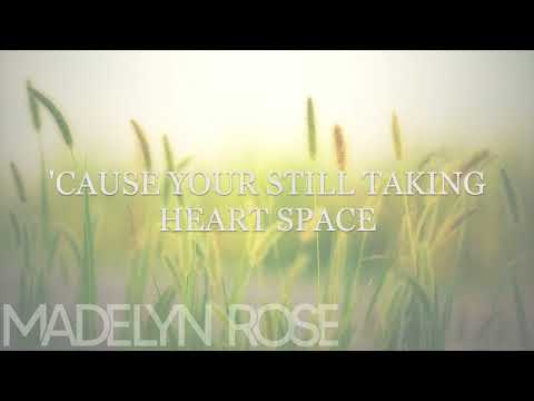 Madelyn Rose - Heart Space (Official Lyric Video)