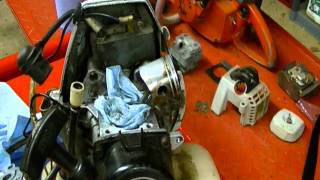 Small Engine Top End Repair: Removing the Piston on a Echo 2 Stroke Engine
