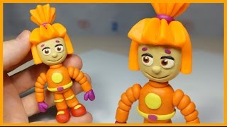 Лепим фиксика Симку из пластилина. Fixies - Simka made of clay.(Давайте попробуем слепить фиксика Симку из пластилина. Наша группа ВК