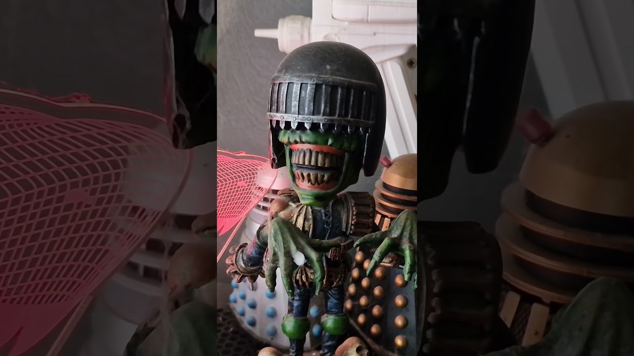 3D Printing on the same desk as Judge Death