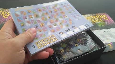Lanterns Dice: Lights in the Sky unboxing