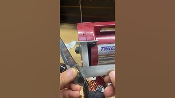 Sharpening fabric scissors #Sharpener #Shorts ￼