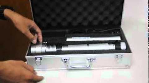 PALIGHT BG-001 2500LM HID LED Super Bright Professional Waterproof Flashlight/Torch 1/2