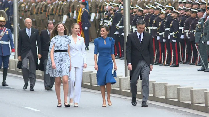 Spain's Princess Leonor arrives in parliament to swear oath of allegiance | AFP - DayDayNews