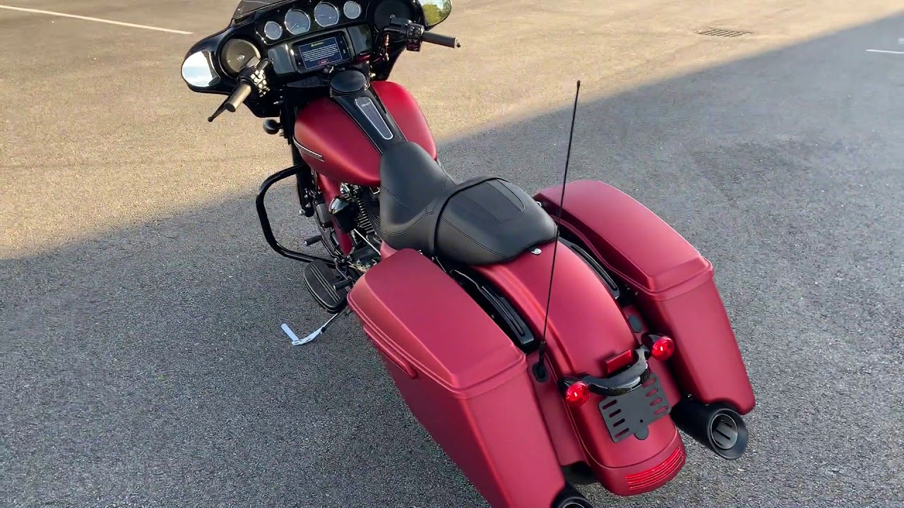 2019 HarleyDavidson Street Glide Special with Stage 1 and Street