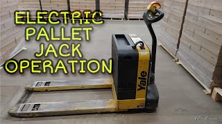 How to operate electric pallet jack.|Warehouse work.