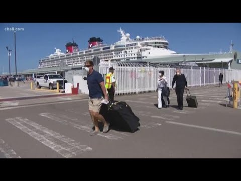 Cruise ship passengers