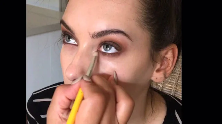 Smokey Eye How to by Rachael Nicholas Makeup + Hair