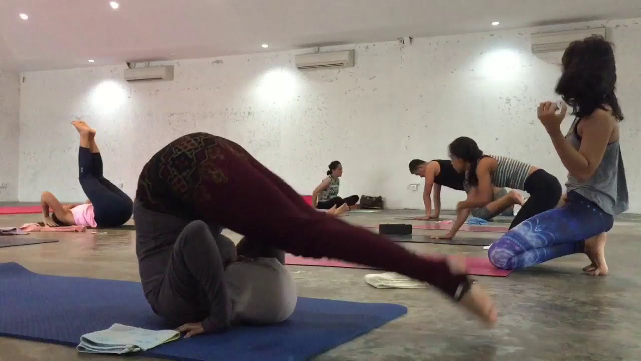 Ashtanga Bali Community DelapanYoga "ABCD"