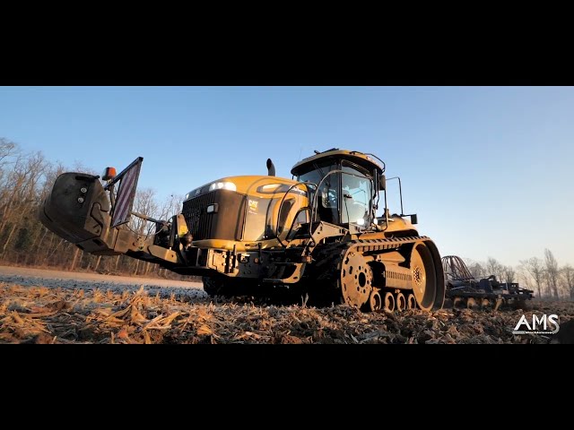 CHALLENGER MT 875C de + de 700 CV à l'ETA OBERLI