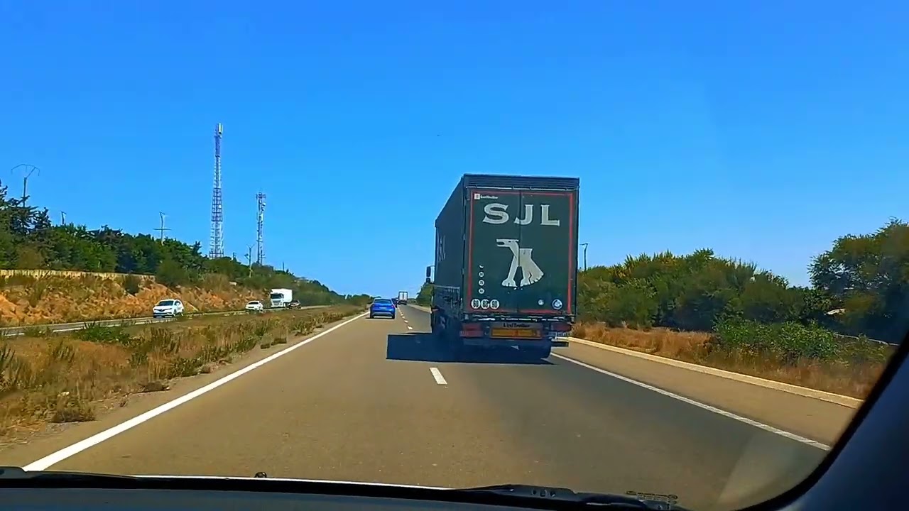 الطريق إلى طنجة الجميلة