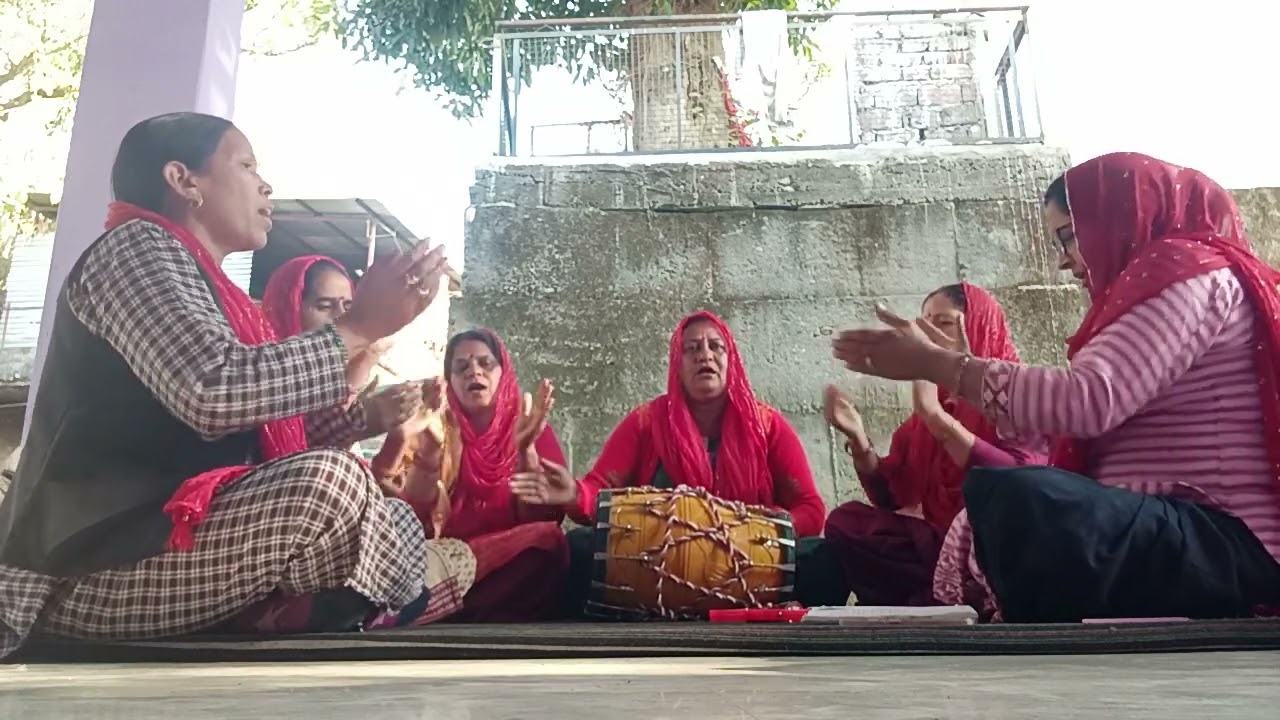 हो कृष्ण हज़ारों तेरे नाम है करोडोँ तेरे नाम है