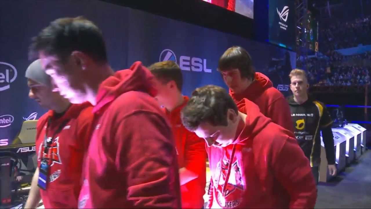 EMS One Katowice 2014 CS GO - HellRaisers vs Dignitas