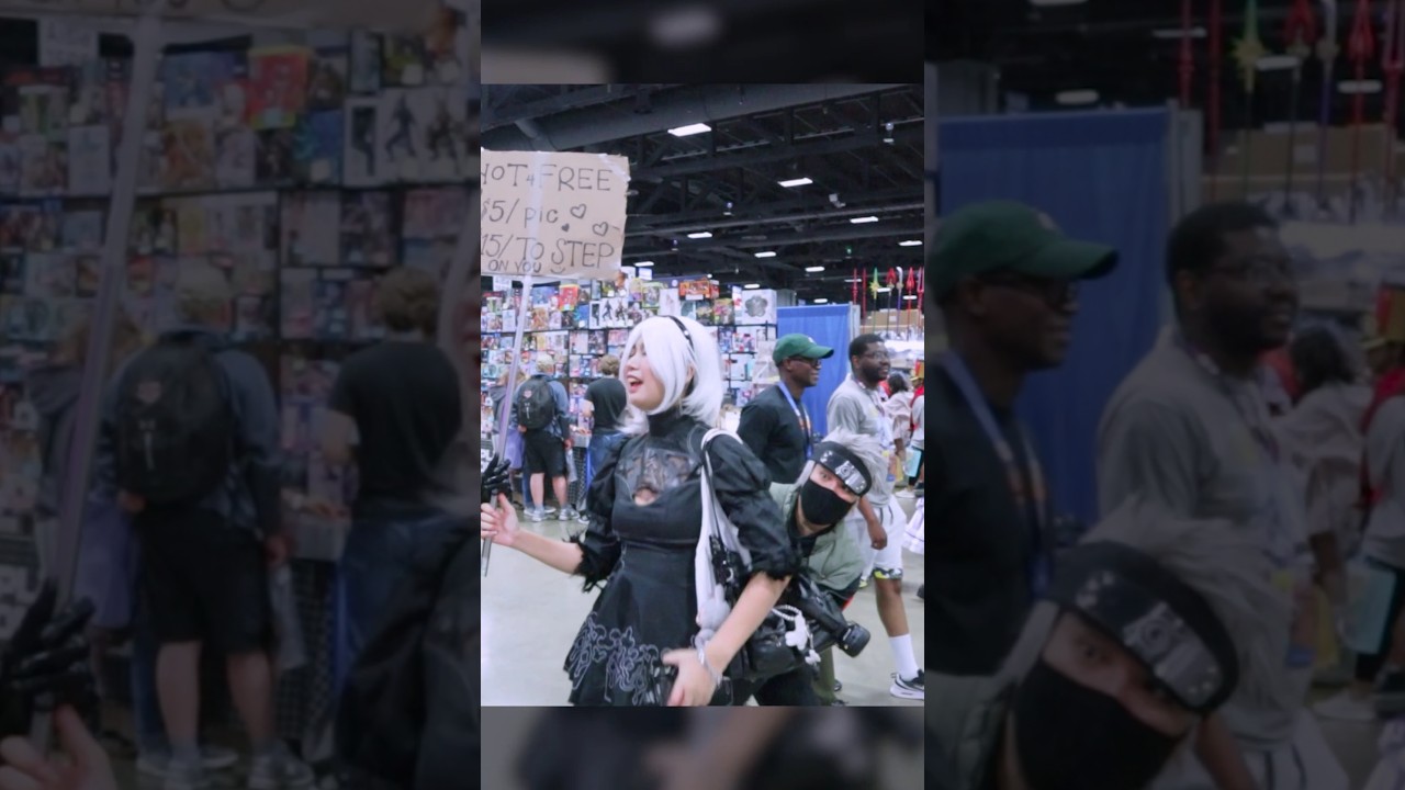 Kakashi makes 2B scream out 😏 #2b #kakashi #cosplay