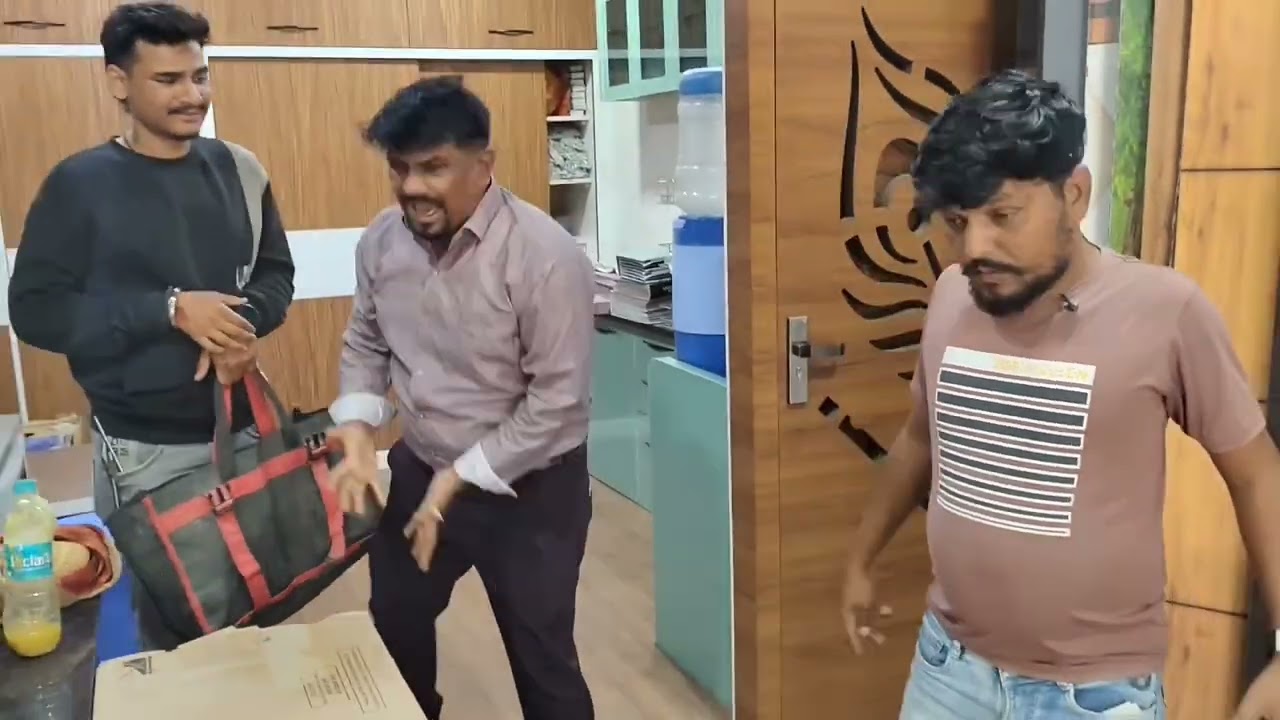 Ac લગાવા ની માથા કૂટ...🤣🤣#comedyvideos #dipokarshan #viral 