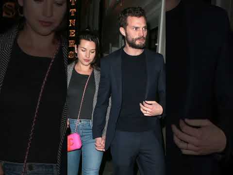 Video: To karrierer til Amelia Warner