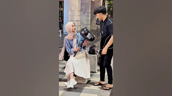 Hammer head prank very shocked #viralvideo #viralshort #trendingshorts