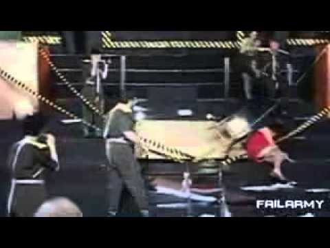 مواقف نساء مضحكة 2015