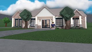 building a new house again in BLOXBURG HARD MODE