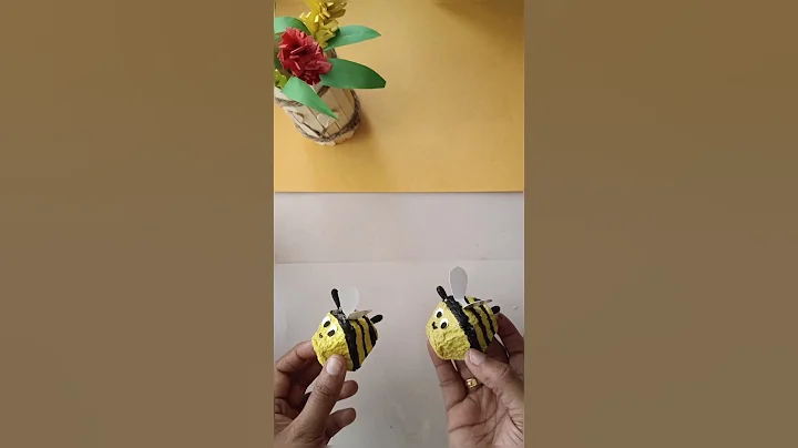 Amazing bee 🐝 craft using egg carton#shorts#youtubeshorts #shortvideo #trending #viral #craft #diy
