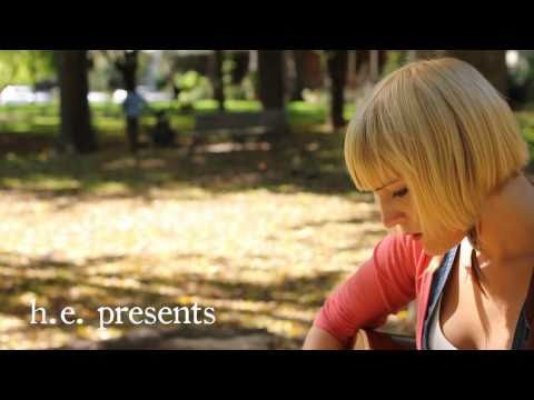 Nadia von Hahn - Maybe It's The Moonlight | Live in Bellwoods 19