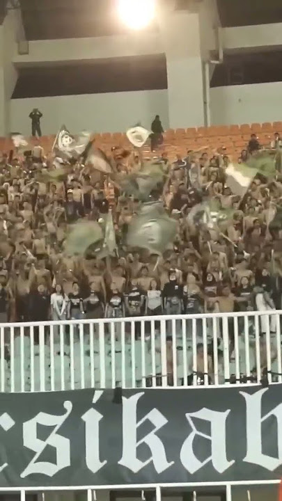 ULTRAS PERSIKABO, ORA TUTTA QUANTA LA, CURVA CANTERÀ PER TE. BOGOR DEVI VINCERE. (Chant UPCS)