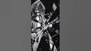 Thumbnail of Nazareth - Love Hurts(Auftritt im ORF, 1975.       Manny Charlton  R.I.P   🖤