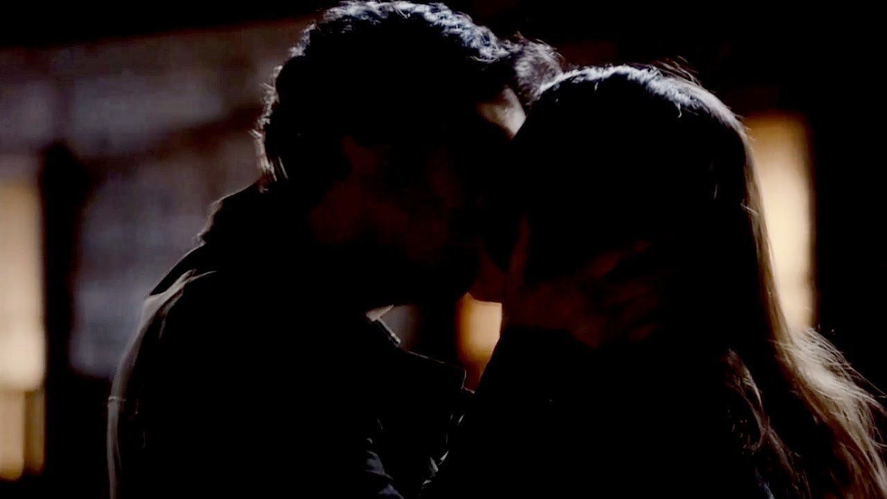 This song is beautiful + This episode+ This Kiss I just perfect !!!!!Couple...