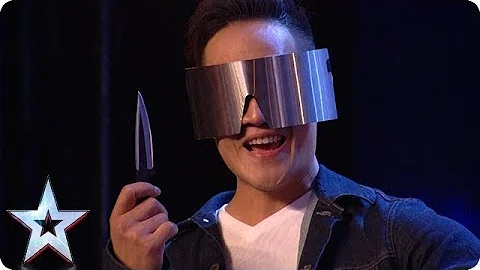 DANGER ALERT: Blindfolded magician THROWS A KNIFE ...