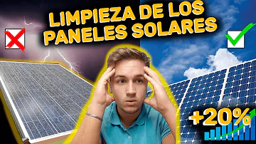 ¿Qué utilizan los profesionales para limpiar los paneles solares?