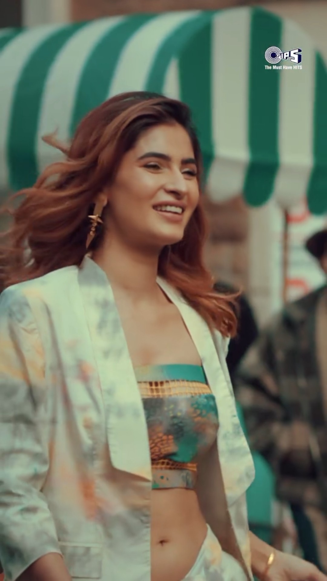 #HappyBirthdayKarishmaSharma #love #hindisong