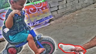 This boy crushing the pigeon with bicycle ??